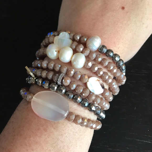 Nordstrom Fresh water pearls & CZ bracelet set - Picture 1 of 3